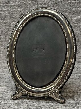Elegance Silver Plated On Steel Oval Footed Free Standing Picture Frame Vintage